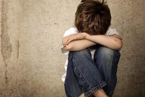 Ngăn chặn tình trạng tự tử ở trẻ vị thành niên