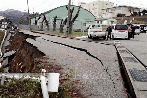 Động đất mạnh ở miền trung Nhật Bản