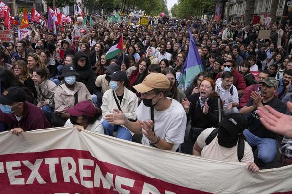 Pháp cảnh báo nguy cơ bạo lực do bầu cử sớm