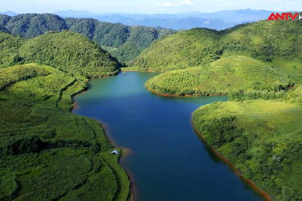 Khám phá hồ Sam Tạng