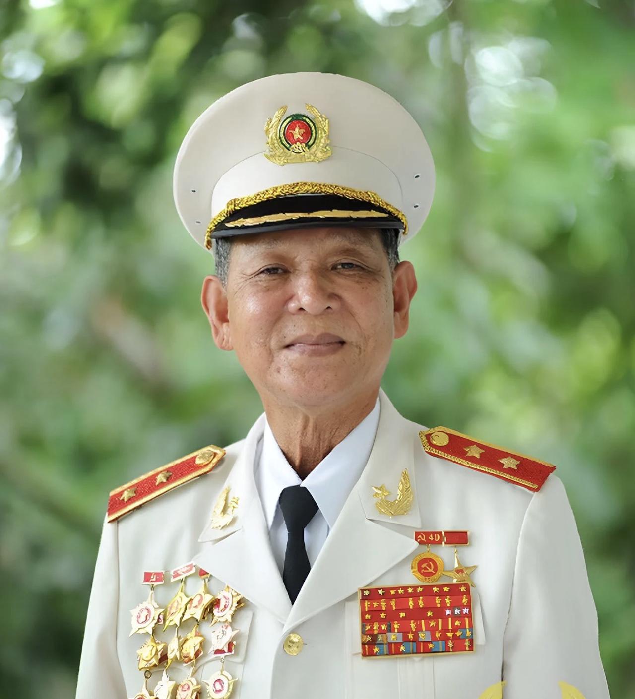 TRUNG TƯỚNG NGUYỄN VIỆT THÀNH- NGƯỜI ANH HÙNG TÀI TRÍ CỦA QUÊ HƯƠNG TIỀN GIANG