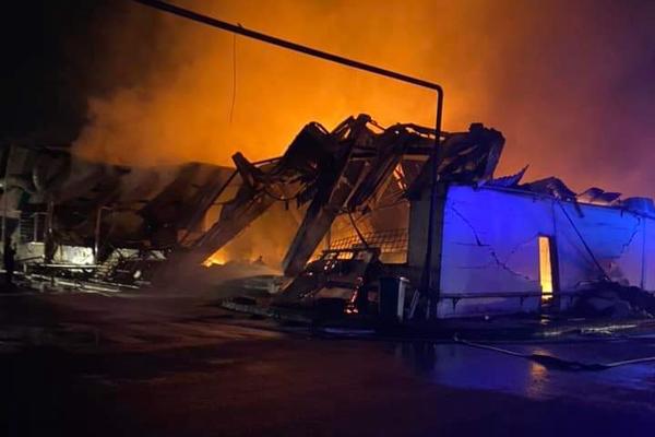 Cháy lớn trong Khu công nghiệp Nam Tân Uyên
