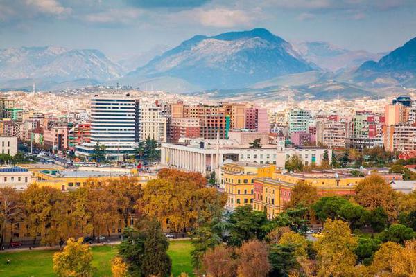 Albania: Thủ đô Tirana ngày càng hấp dẫn du khách