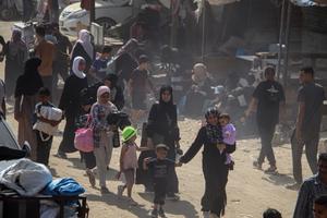 Dải Gaza lún sâu vào khủng hoảng nhân đạo
