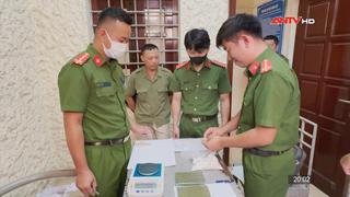 Bắt giữ 3 đối tượng, thu 4 bánh heroin