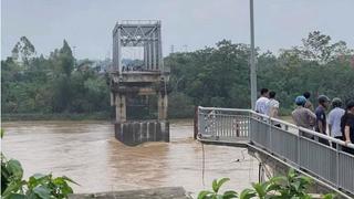 Sập cầu Phong Châu, Phú Thọ