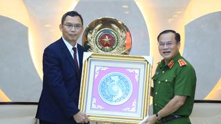 Triển khai hiệu quả dự án "xây dựng hệ thống quản lý dân cư và căn cước công dân tại Lào" 