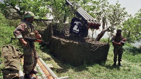 Hezbollah phóng tên lửa vào căn cứ quân sự Israel