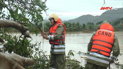 Khẩn trương di dời và hỗ trợ người dân những nơi xung yếu