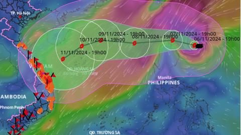 Bão Yinxing đạt mức cực đại, di chuyển "lạ thường" tiến về Biển Đông
