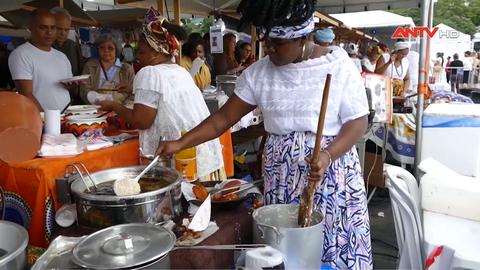 Lễ hội bánh bao chiên Acaraje ở Brazil