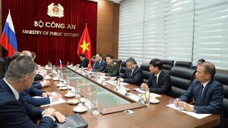 Hợp tác an ninh đóng vai trò trụ cột trong quan hệ Việt Nam - Liên bang Nga