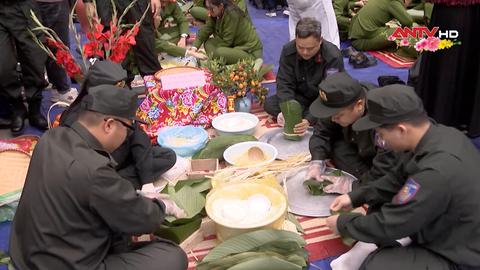 Công an Hà Nội gói bánh chưng trao yêu thương