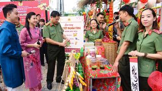 Tết vui là Tết sẻ chia 