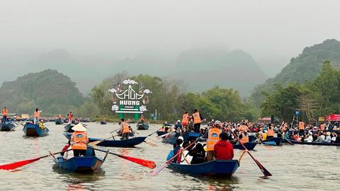 Thủ tướng yêu cầu thực hiện nếp sống văn minh, an toàn, tiết kiệm trong lễ hội xuân năm 2025