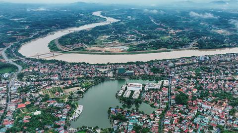 Bỏ cấp huyện - mô hình phù hợp được nhiều nước áp dụng