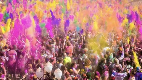 Rộn ràng lễ hội Holi ở Nepal