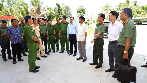 Bí thư Tỉnh ủy Sóc Trăng thăm và khảo sát Công an các xã, thị trấn 