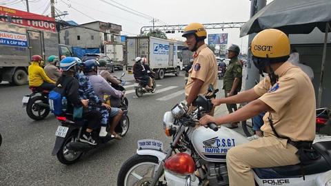  Đảm bảo giao thông an toàn, văn minh