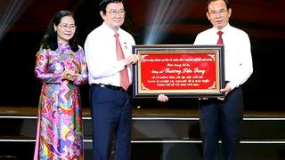 Tôn vinh 60 cá nhân tiêu biểu trong sự nghiệp bảo vệ, xây dựng, phát triển TPHCM