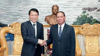 Bộ trưởng Lương Tam Quang chào xã giao Phó Thủ tướng, Bộ trưởng Bộ Công an Lào Vilay Lakhamphong
