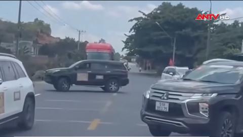 Vụ ô tô chặn xe trên quốc lộ: Hậu quả pháp lý?