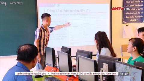 Tháo gỡ những thách thức khi triển khai "Bình dân học vụ số"