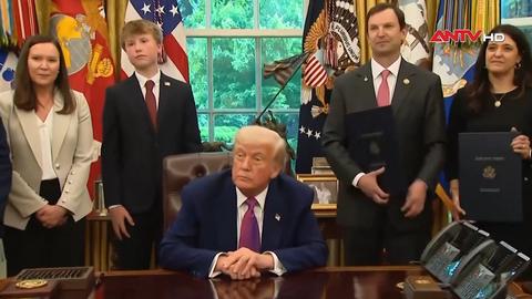 Tổng thống Donald Trump gợi ý mức thuế đối với Trung Quốc trước đàm phán