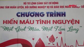 Hơn 550 CBCS Trung tâm Huấn luyện số 3 hiến máu tình nguyện