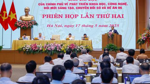  Lấy người dân làm trung tâm để phát triển khoa học, công nghệ, đổi mới sáng tạo 
