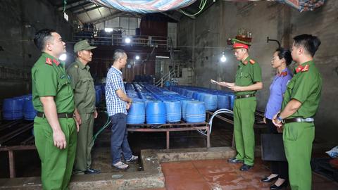 Khởi tố chủ cơ sở dùng thuốc kích thích tăng trưởng làm giá đỗ