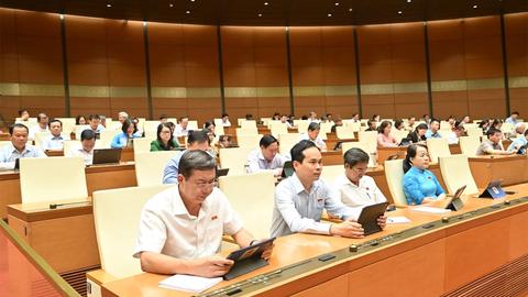 Quốc hội thảo luận về dự thảo Luật sửa đổi, bổ sung một số điều của Luật Tổ chức Tòa án nhân dân