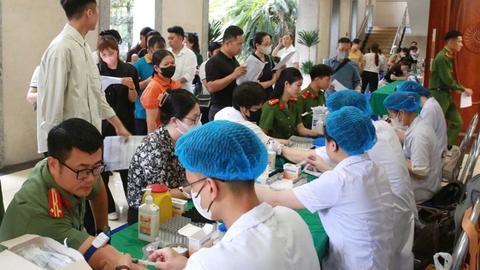 Tổ chức khám bệnh cho đoàn viên Công đoàn CAND