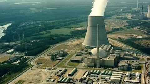 Iran cảnh báo đáp trả mạnh mẽ bất kỳ vụ tấn công nào