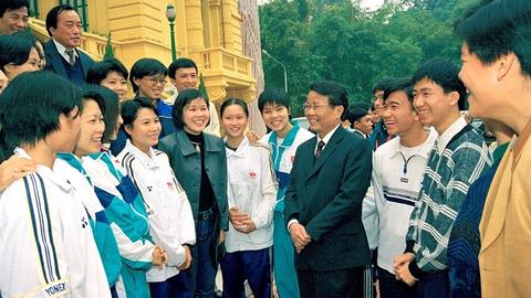 Nguyên Chủ tịch nước Trần Đức Lương – nhà lãnh đạo vì nước, vì dân