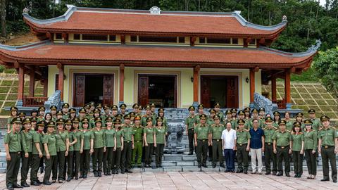 Cục Truyền thông CAND về nguồn kỷ niệm 100 năm Báo chí cách mạng Việt Nam