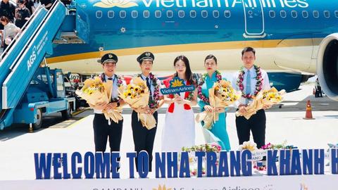 Mở đường bay trực tiếp từ Busan (Hàn Quốc) đến Cam Ranh (Việt Nam)