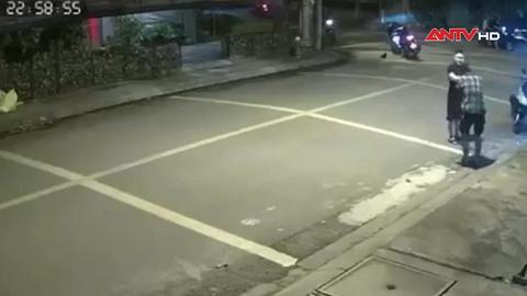 Xác minh người đàn ông đánh tới tấp 2 nam thanh niên ở quận 12 