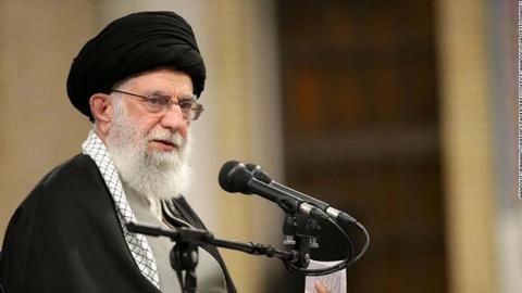Lãnh tụ tối cao Iran bác bỏ đề xuất hạt nhân của Mỹ