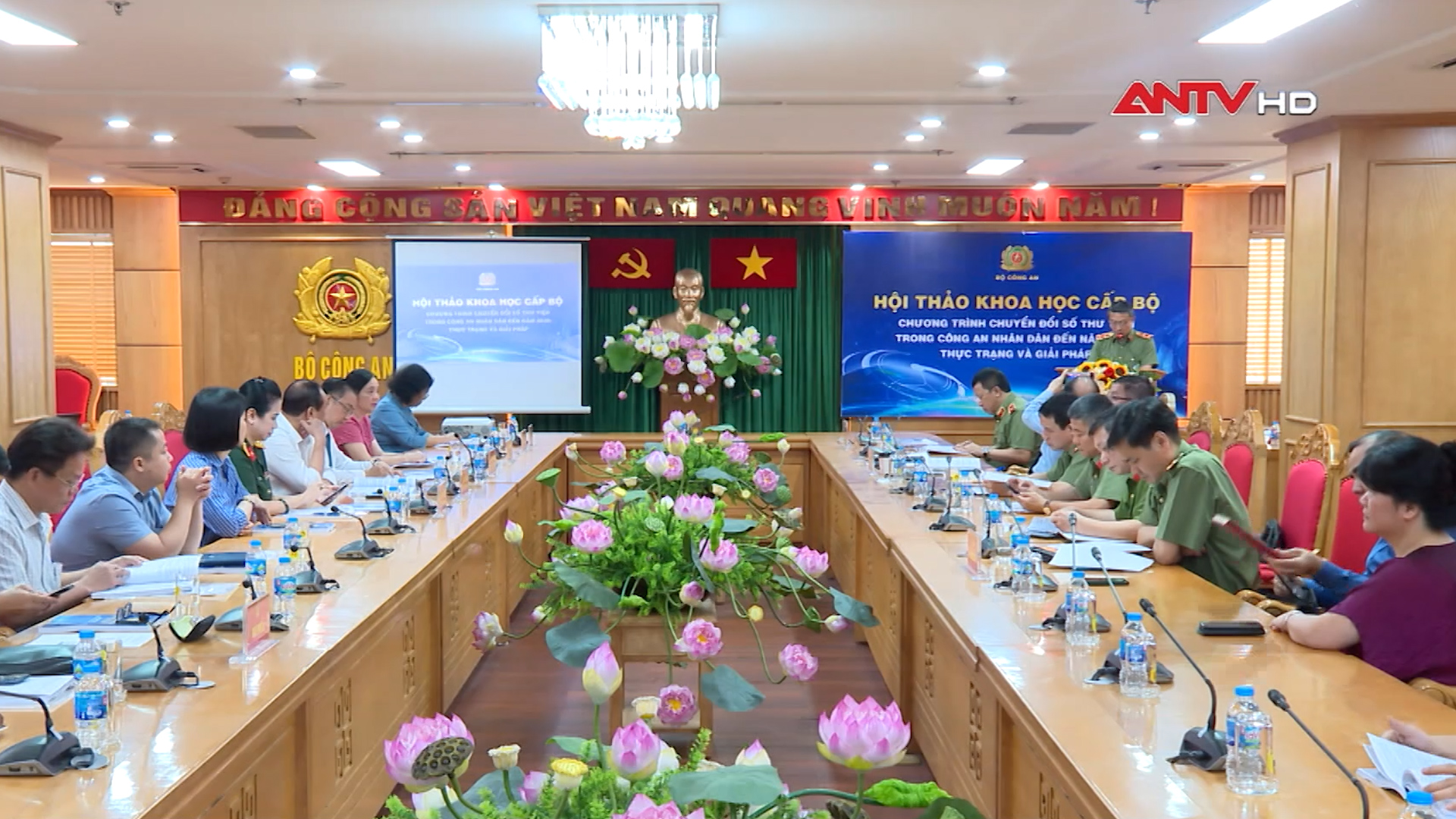 Đẩy mạnh chuyển đổi số hoạt động thư viện trong CAND