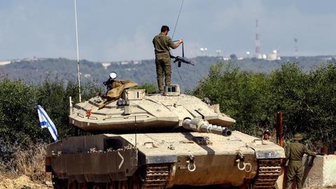 Israel cảnh báo tăng cường tấn công Liban nếu Hezbollah không giải giáp