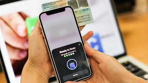 Cảnh báo thủ đoạn vượt qua xác thực sinh trắc học bằng AI để lừa đảo, rửa tiền