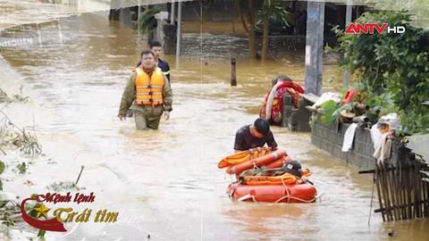 Công an khẩn trương giúp dân vùng ngập úng ổn định cuộc sống 