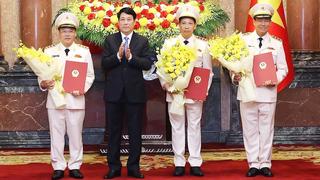Chủ tịch nước Lương Cường trao quyết định thăng cấp bậc hàm Thượng tướng với 3 Thứ trưởng Bộ Công an