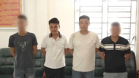 Phẫn nộ hành vi "chặt chém" người đi xe ôm, taxi