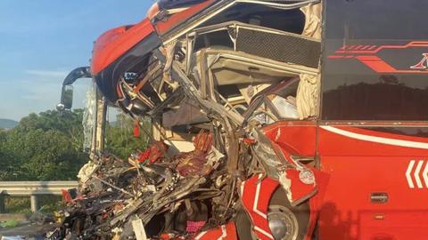 Lời khai của tài xế xe container vụ tai nạn trên cao tốc Đà Nẵng - Quảng Ngãi