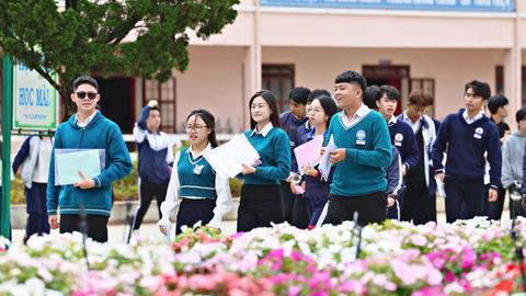 Vùng trời quê hương nào cũng là bầu trời Tổ quốc