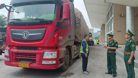 Phòng chống buôn lậu, gian lận thương mại tại cửa khẩu Lào Cai