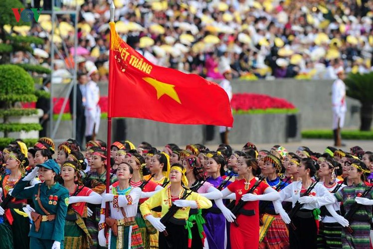 Đoàn kết là vấn đề sống còn, quyết định thành bại của cách mạng