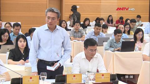 Bộ Công an thông tin vụ sữa giả HIUP và dầu ăn chăn nuôi dùng cho người